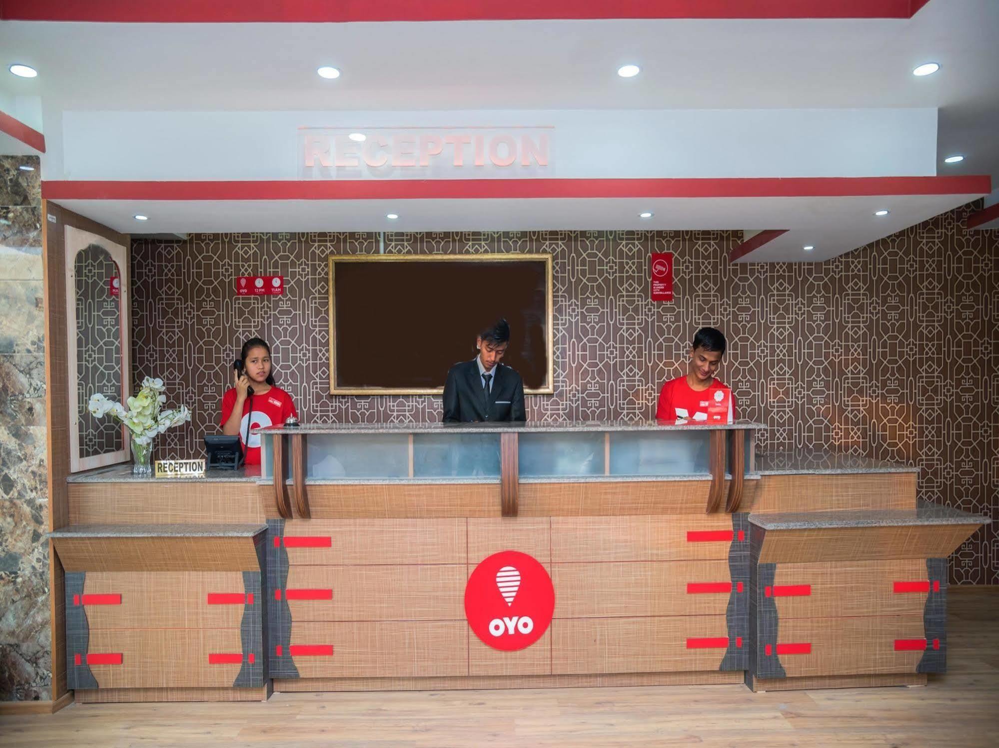 Oyo 105 Hotel Travel Inn Катманду Екстериор снимка